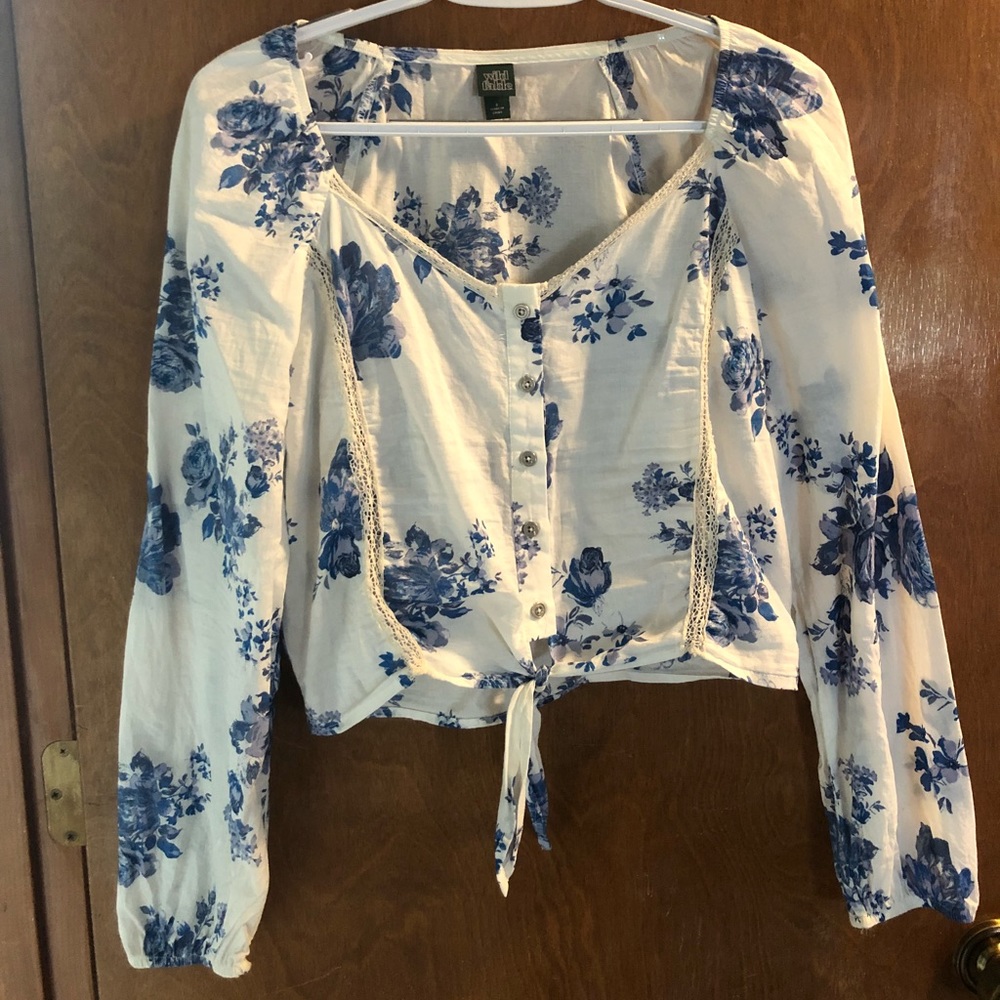 Blue and white floral front-tie blouse